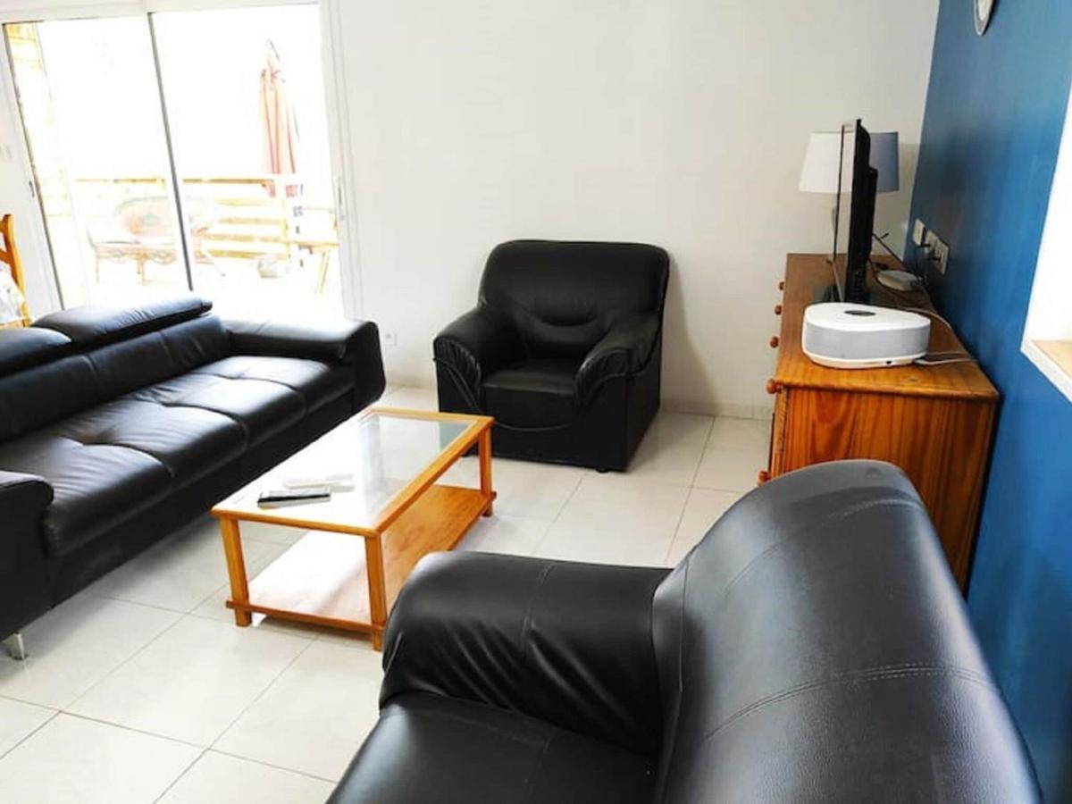 Cozy Holiday Home In Givonne Extérieur photo